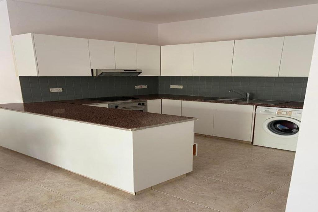 Kato Paphos Apartment In Universal Area المظهر الخارجي الصورة